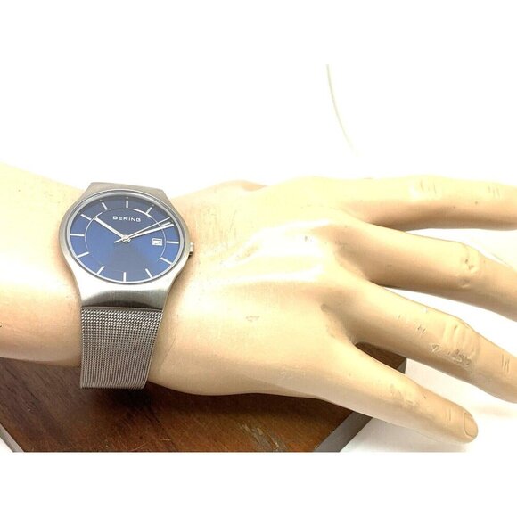 Bering Men's Watch 11938-003 Quartz Blue Dial Mesh Silver Stainless Stee… - Picture 5 of 15